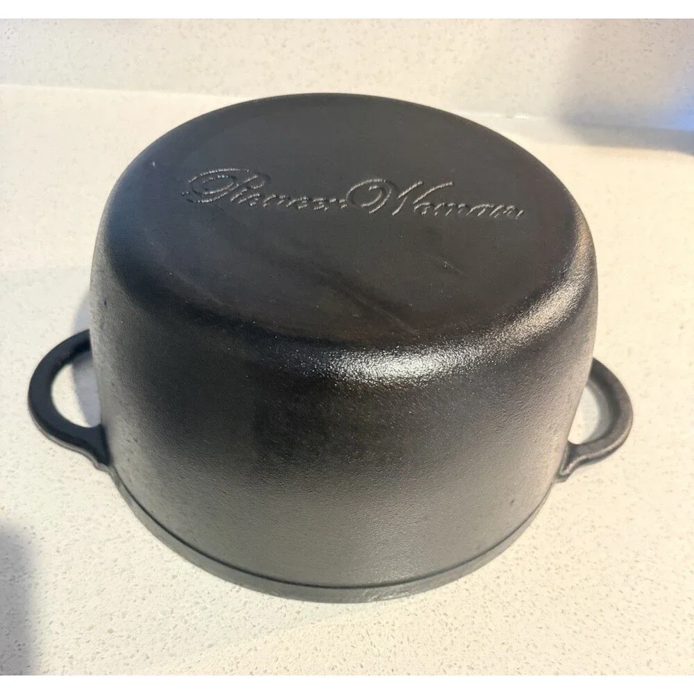 Pioneer Woman Timeless Cast Iron 5-Quart Pre-Seasoned Dutch Oven